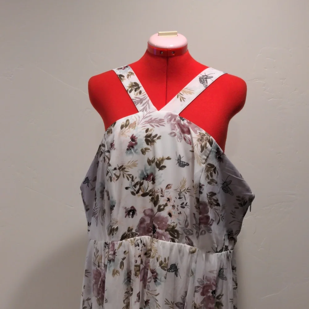 SOLD Torrid Plus Size Ethereal Maxi Princess Smocked Floral Dress Size 22 - Picture 7 of 17